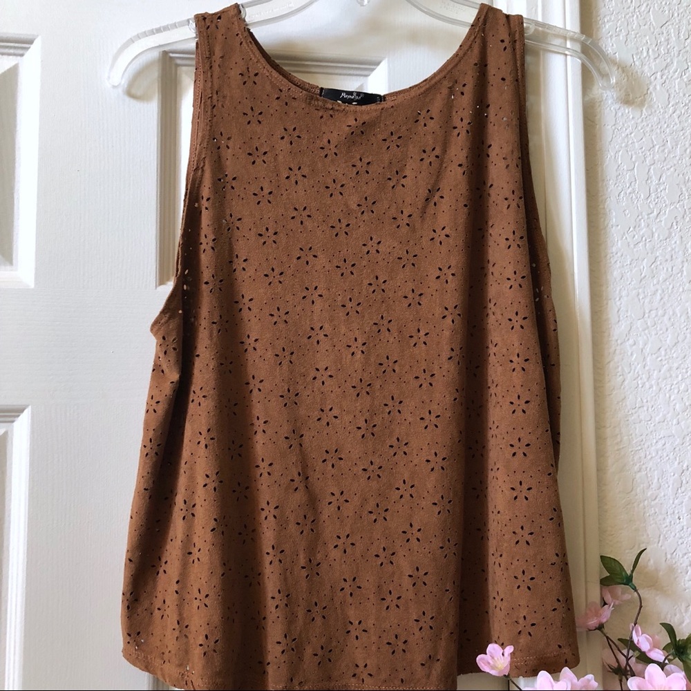Papaya Flower Cut Out Tank Top